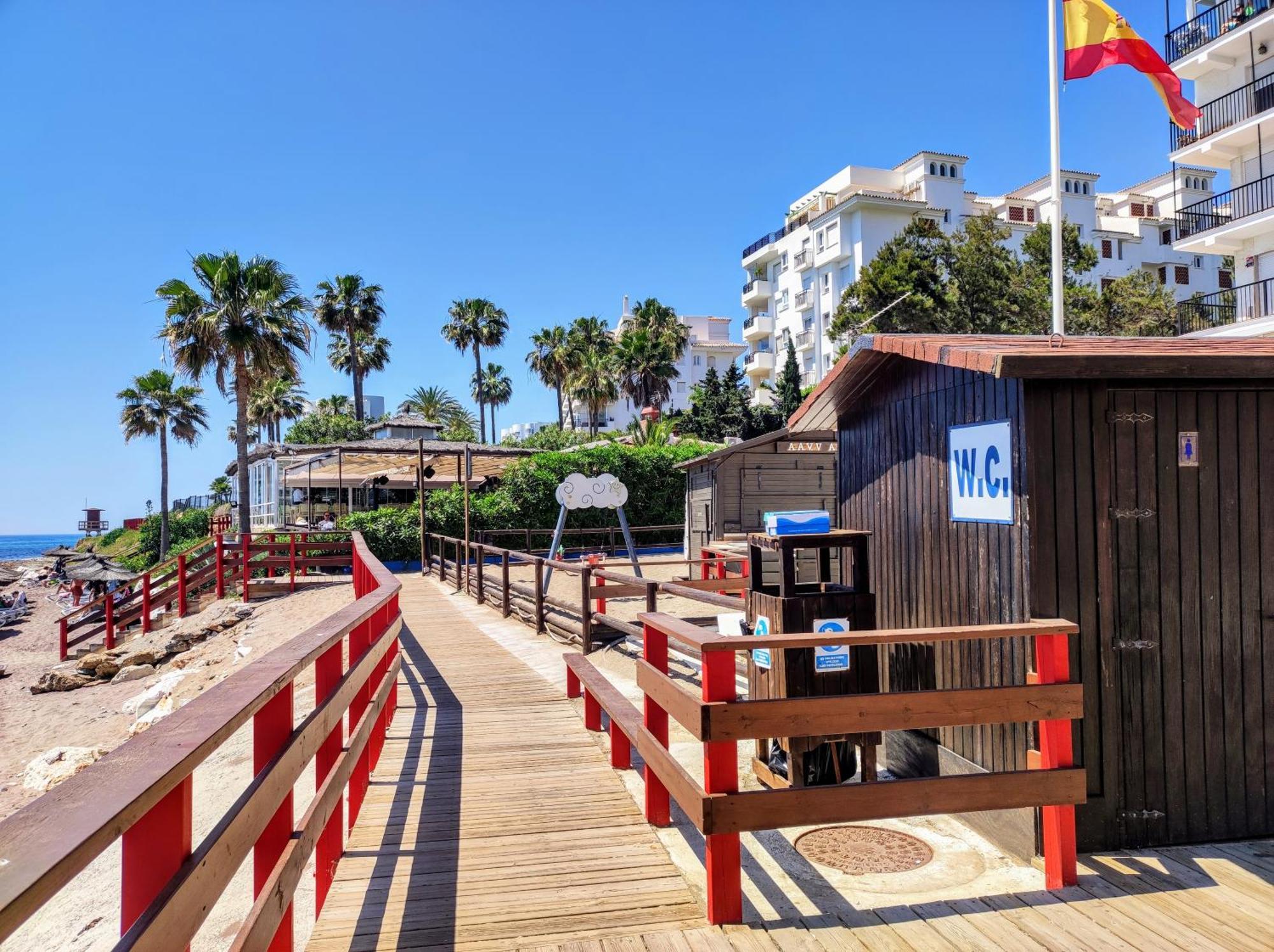 Apartamento Mar Azul, Primera Linea De Playa Sitio de Calahonda Ngoại thất bức ảnh